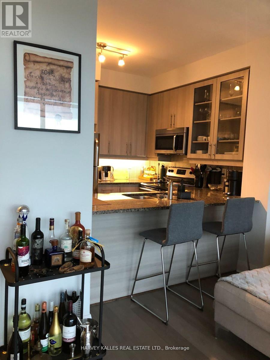 1009 - 1185 The Queensway Avenue, Toronto, Ontario  M8Z 0C6 - Photo 5 - W12658554