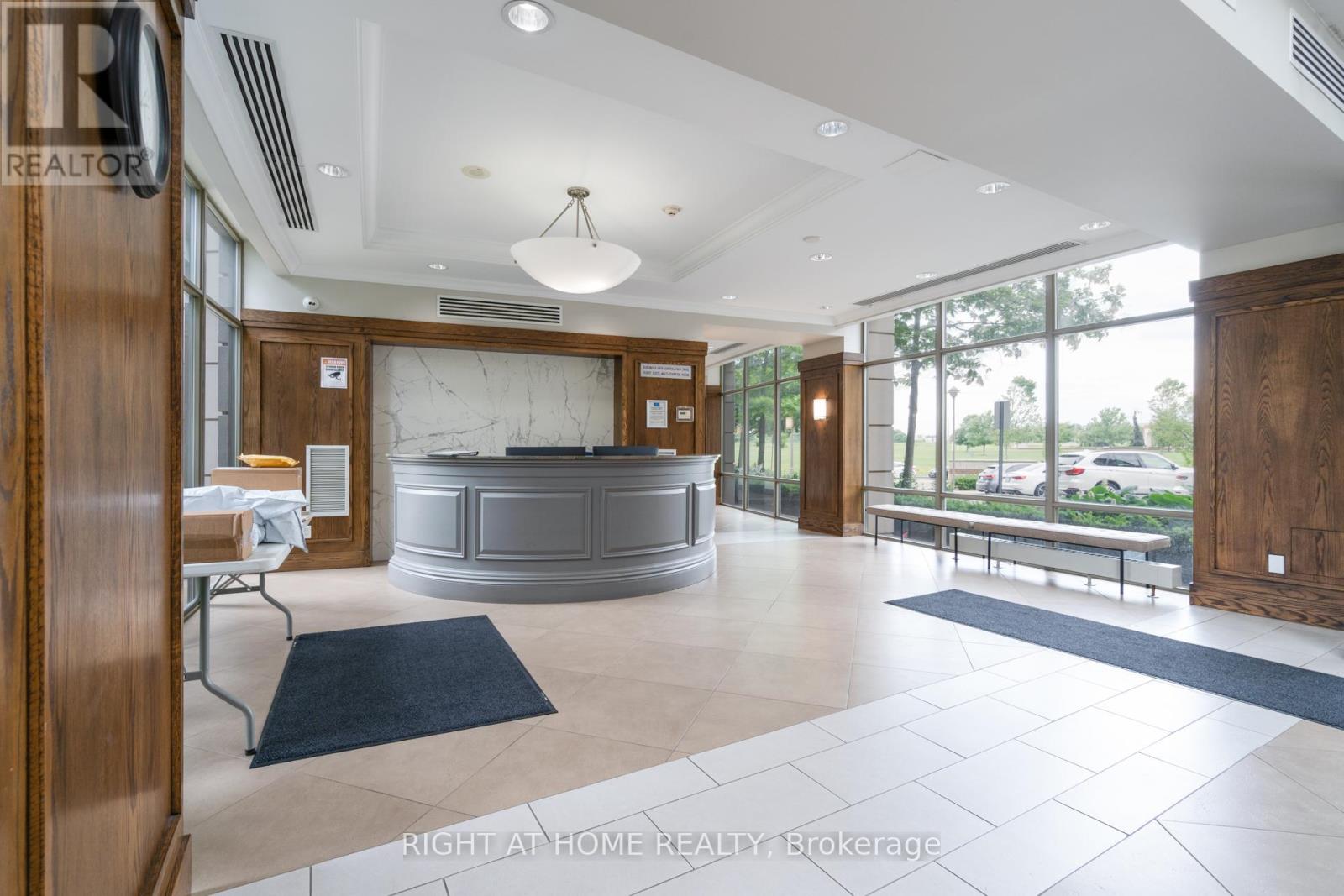 505 - 2379 Central Park Drive, Oakville, Ontario  L6H 0E3 - Photo 6 - W12658558