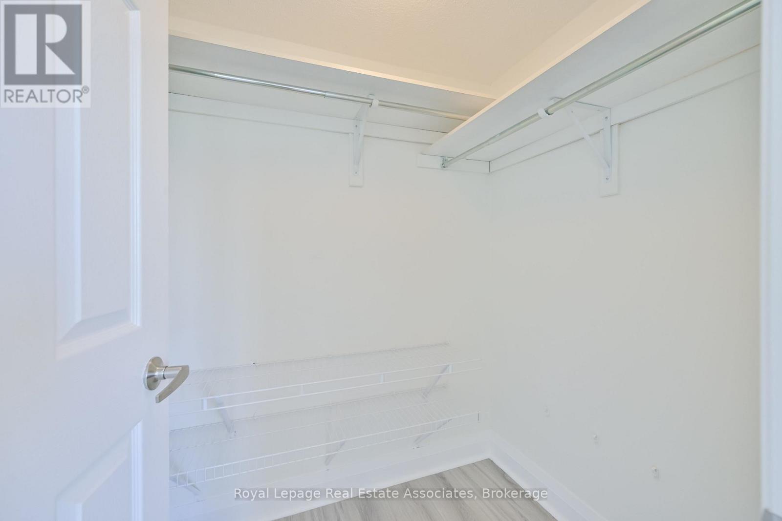 3 - 575 Dundas Street W, Mississauga, Ontario  L5B 0B2 - Photo 15 - W12658560