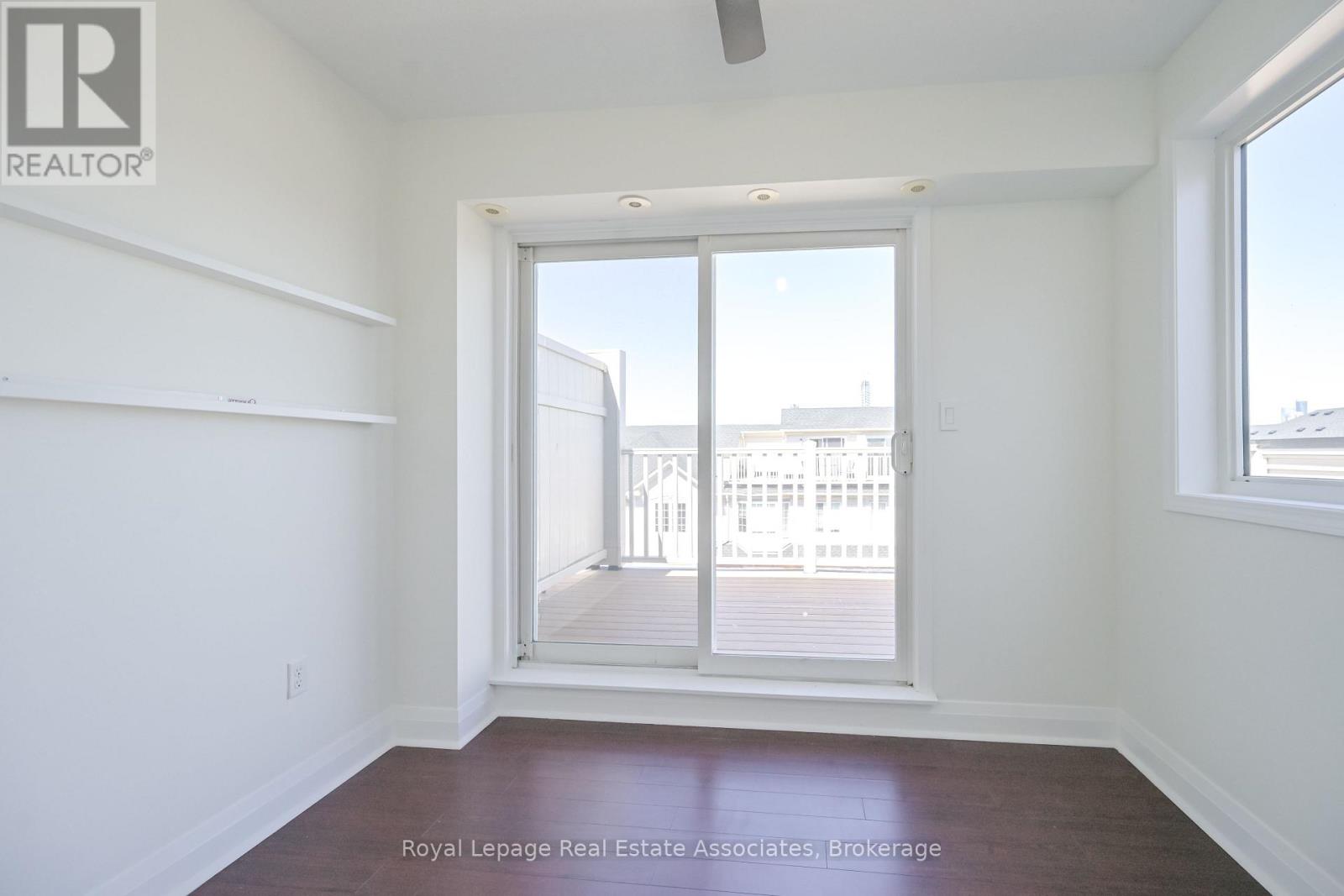 3 - 575 Dundas Street W, Mississauga, Ontario  L5B 0B2 - Photo 22 - W12658560