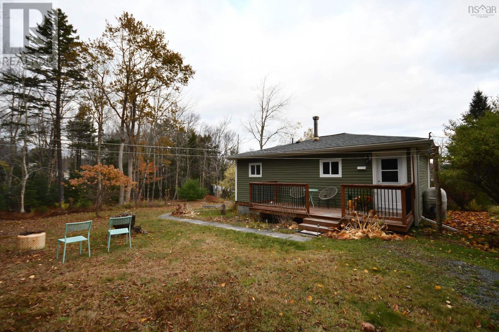 180 Lakeview Avenue, Middle Sackville, Nova Scotia  B4E 3B5 - Photo 3 - 202526877