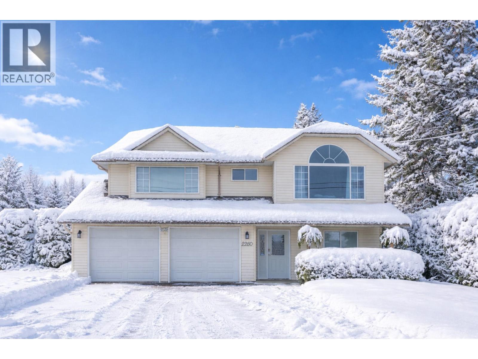 2280 10 Avenue SE Salmon Arm, BC V1E2J4_1