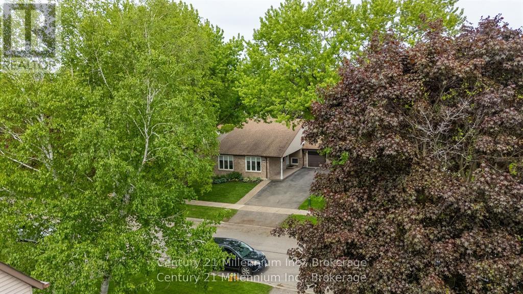 43 Stoddart Drive, Aurora, Ontario  L4G 2G2 - Photo 39 - N12658268