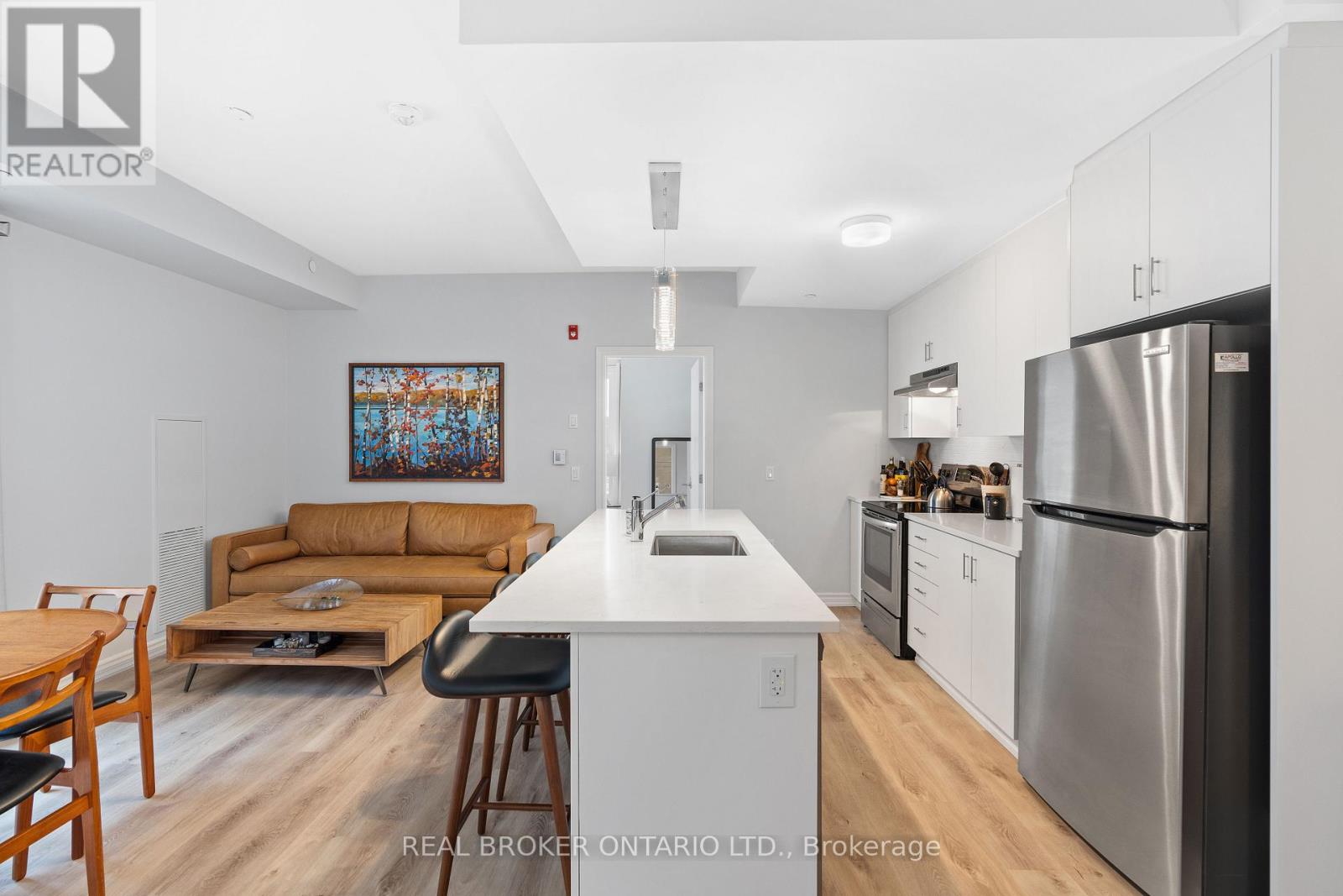 219 - 1350 Hemlock Street, Ottawa, Ontario  K1K 5C2 - Photo 8 - X12658596