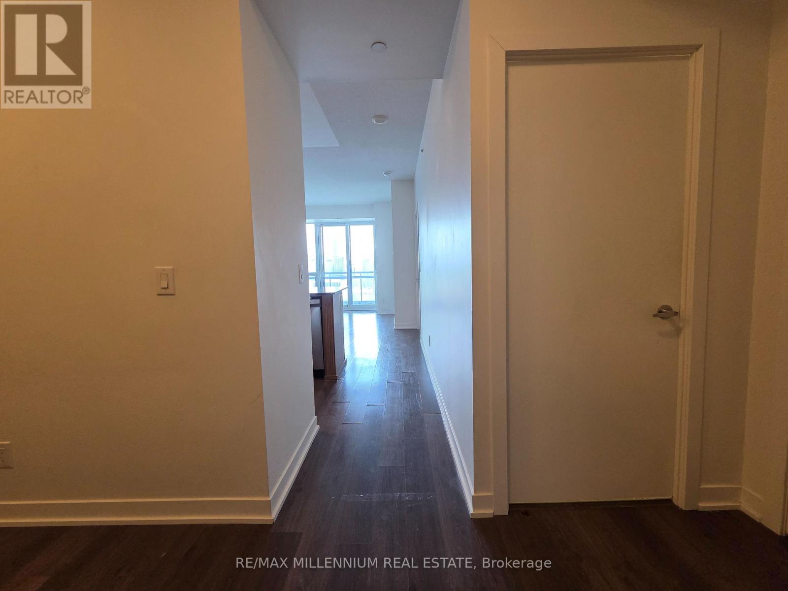 2506 - 225 Sackville Street, Toronto, Ontario  M5A 0B9 - Photo 4 - C12658578