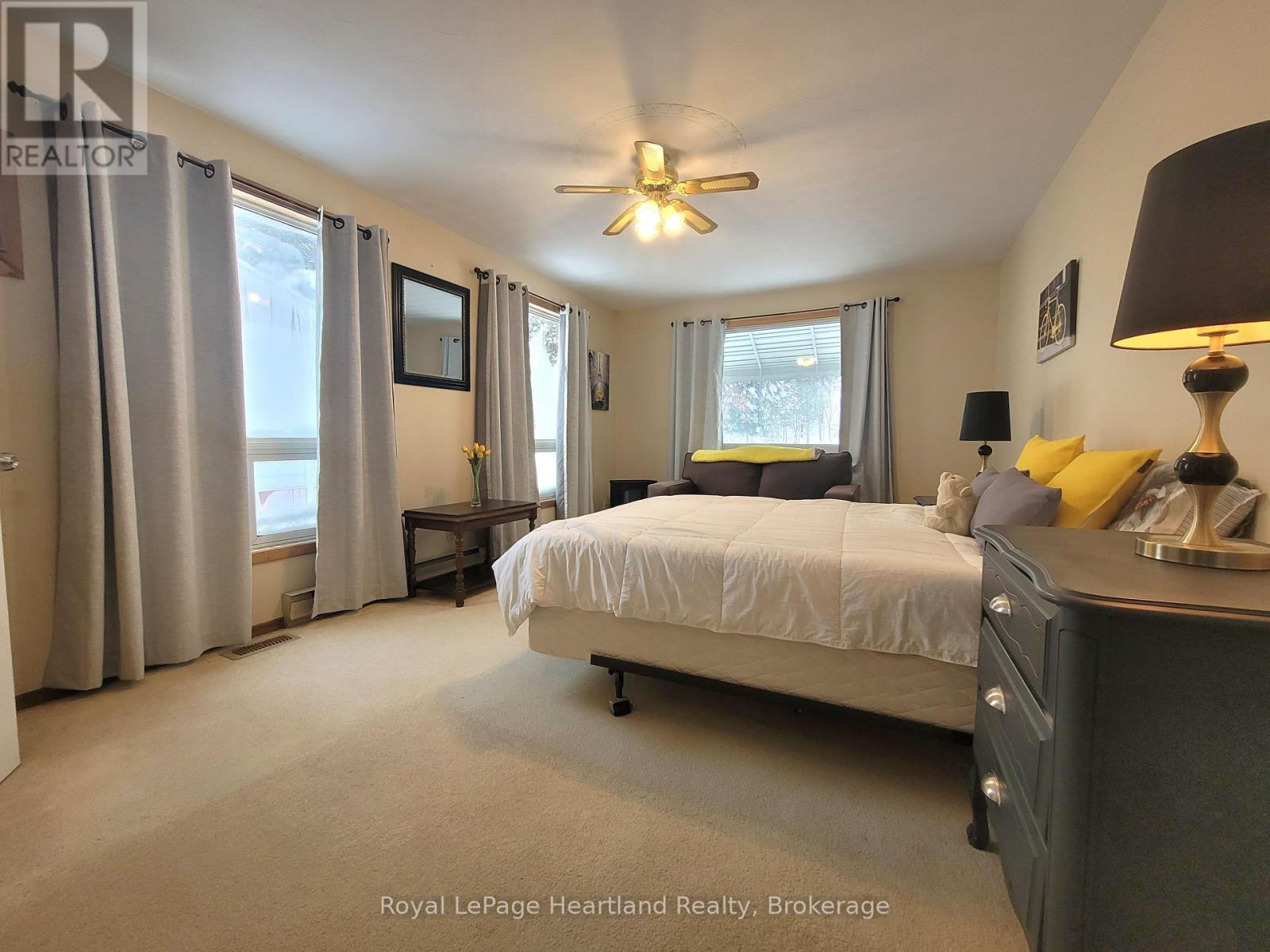 28 Briarwood Crescent, North Huron, Ontario  N0G 2W0 - Photo 9 - X12658182