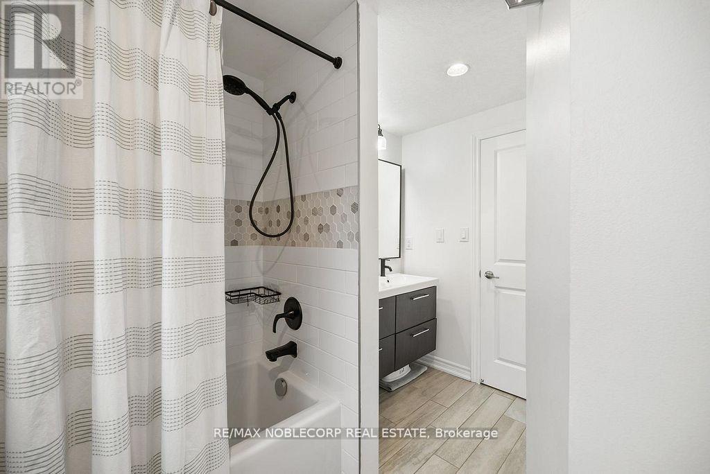 42 Mitchell Avenue, New Tecumseth, Ontario  L9R 1C2 - Photo 22 - N12658572