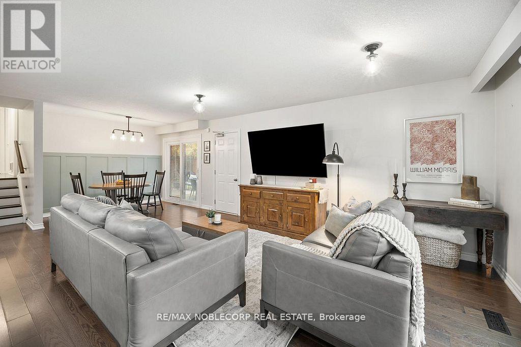 42 Mitchell Avenue, New Tecumseth, Ontario  L9R 1C2 - Photo 8 - N12658572