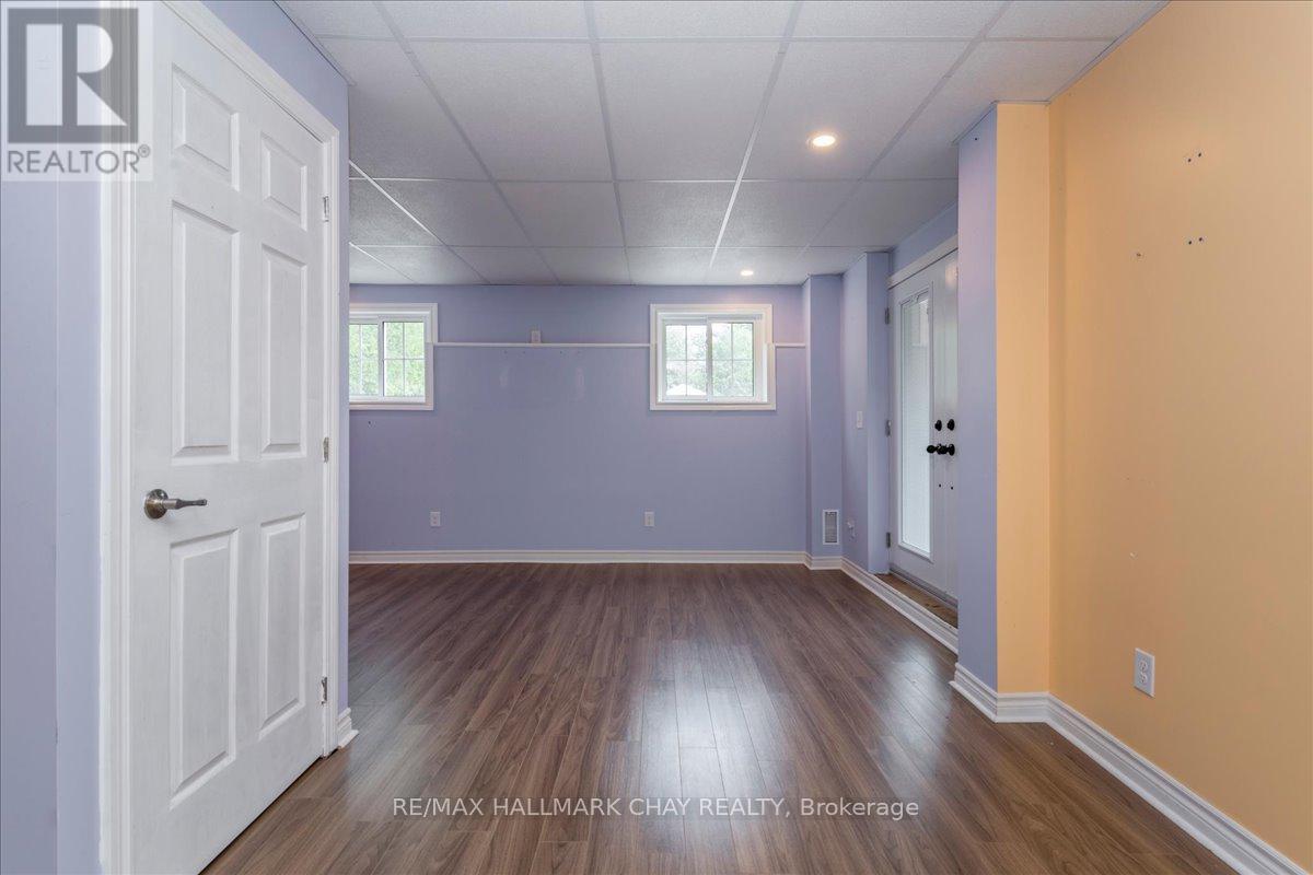 1047 Larch Street, Innisfil, Ontario  L0L 1C0 - Photo 19 - N12658590