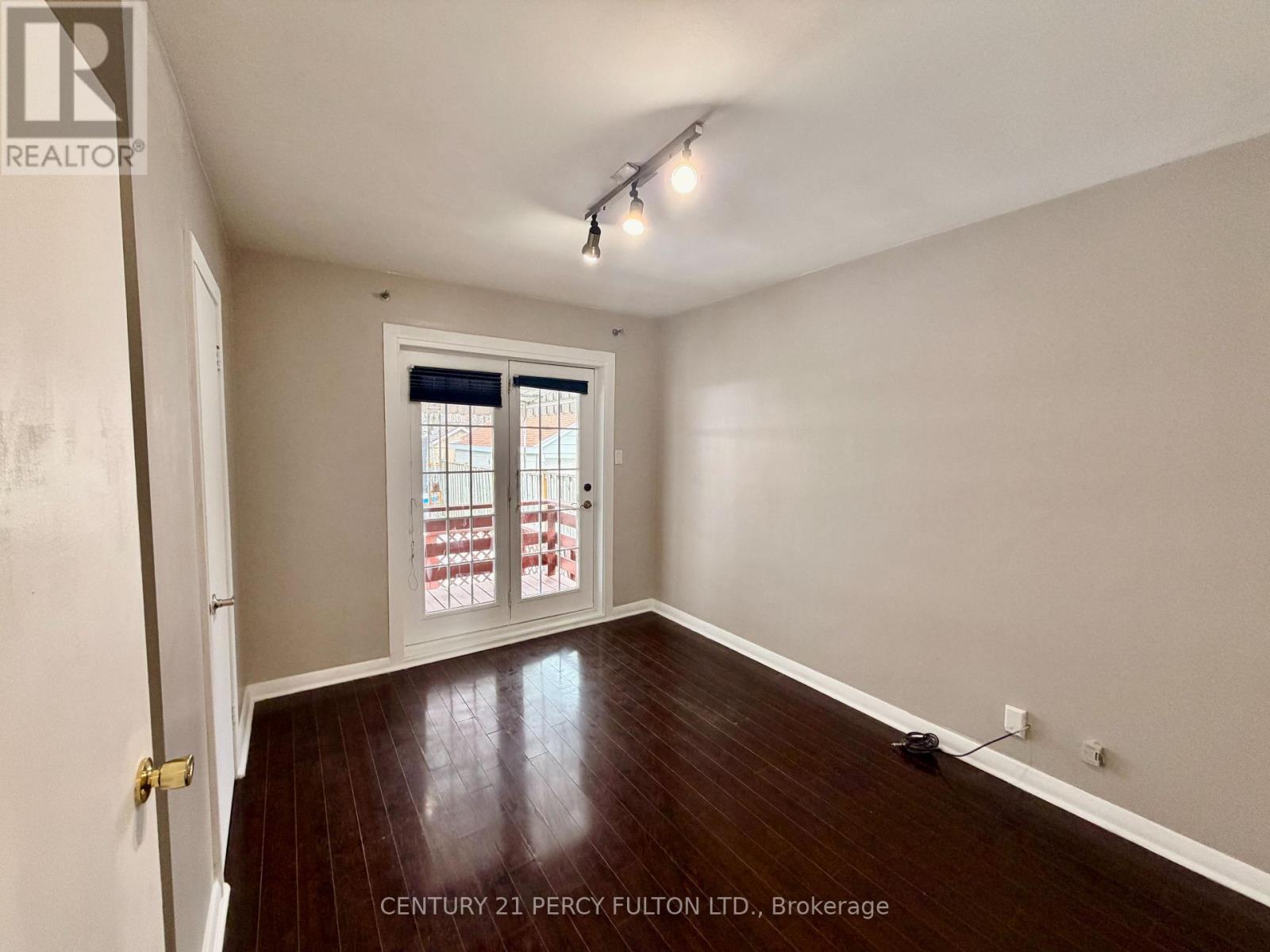 50 Kilgreggan Crescent, Toronto, Ontario  M1J 1S5 - Photo 9 - E12612722