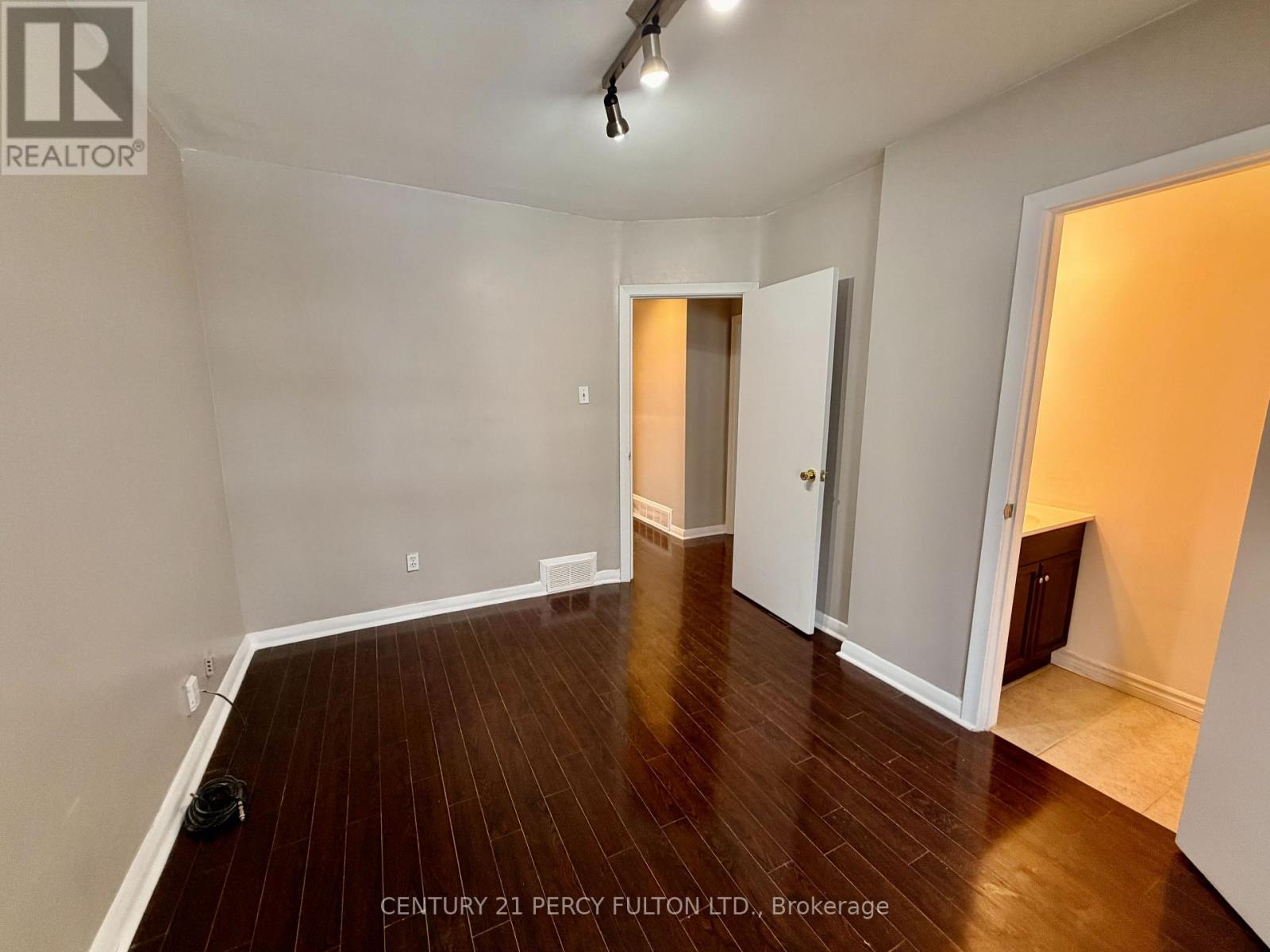 50 Kilgreggan Crescent, Toronto, Ontario  M1J 1S5 - Photo 12 - E12612722