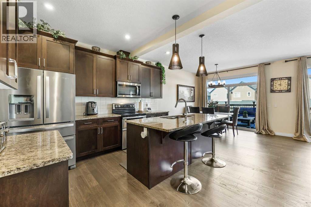 340 Lawthorn Way Se, Airdrie, Alberta  T4A 3M7 - Photo 5 - A2268711