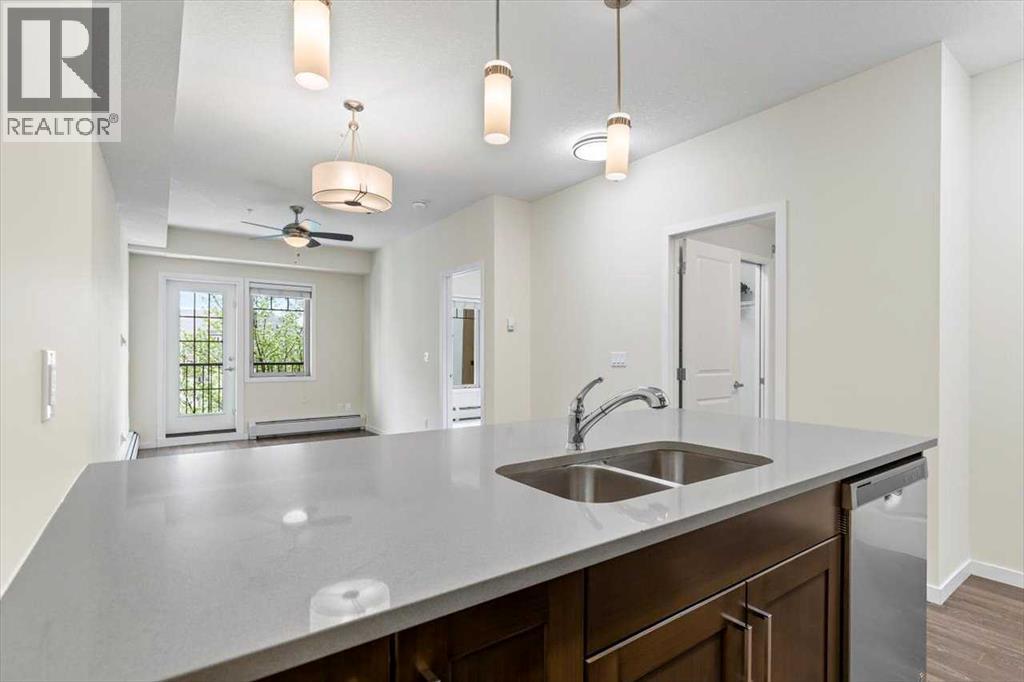 218, 10 Mahogany Mews Se, Calgary, Alberta  T3M 2R1 - Photo 4 - A2268069