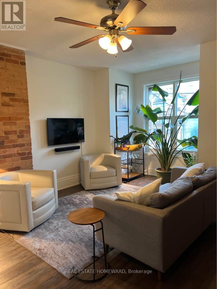 2- 244 Bathurst Street, Toronto, Ontario  M5T 2S3 - Photo 2 - C12658604