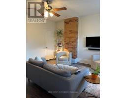 2- 244 BATHURST STREET, Toronto, Ontario