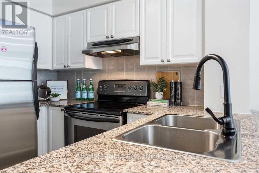 332 - 32 Stadium Road, Toronto, Ontario  M5V 3P4 - Photo 15 - C12658614