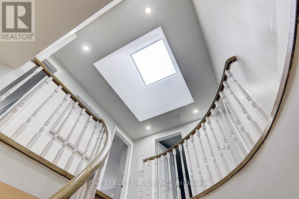 46 Harvest Moon Drive, Markham, Ontario  L3R 3N4 - Photo 12 - N12658616