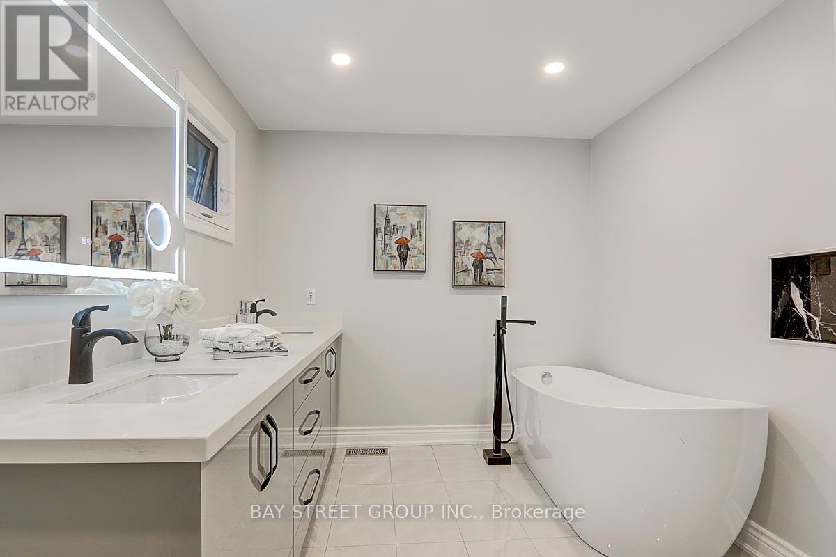 46 Harvest Moon Drive, Markham, Ontario  L3R 3N4 - Photo 14 - N12658616