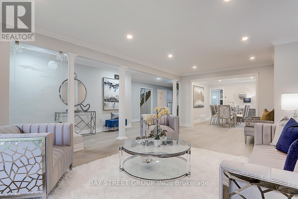 46 Harvest Moon Drive, Markham, Ontario  L3R 3N4 - Photo 4 - N12658616