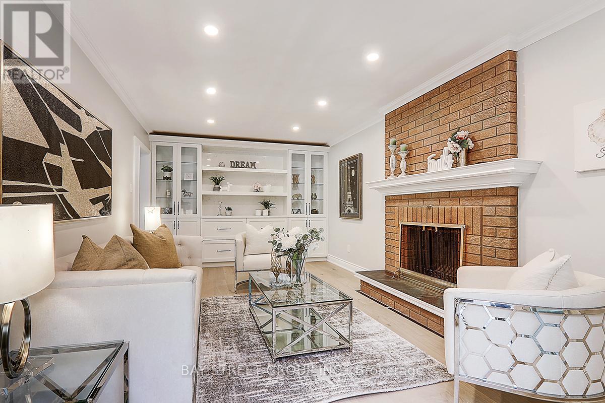 46 Harvest Moon Drive, Markham, Ontario  L3R 3N4 - Photo 6 - N12658616