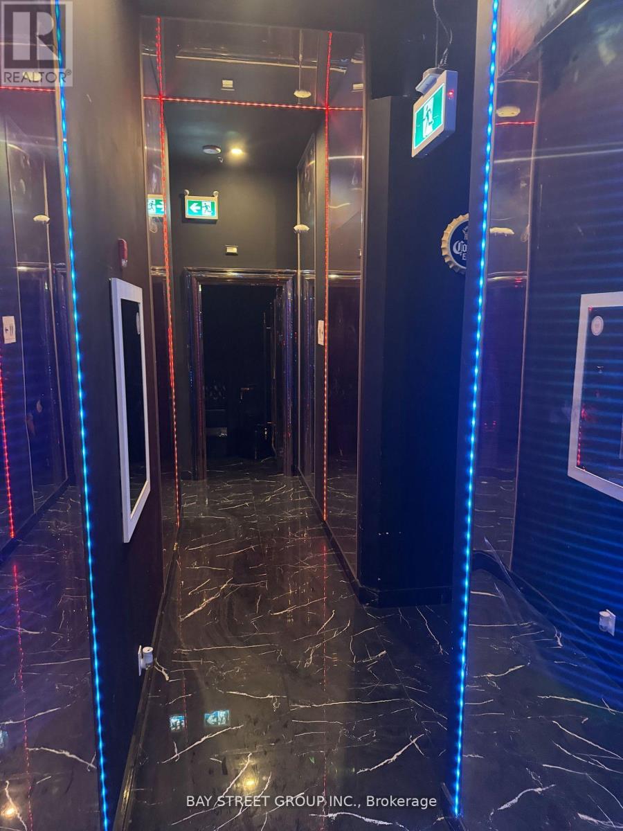 #33-35 - 7181 Yonge Street, Markham, Ontario  L3T 0C7 - Photo 12 - N12658620