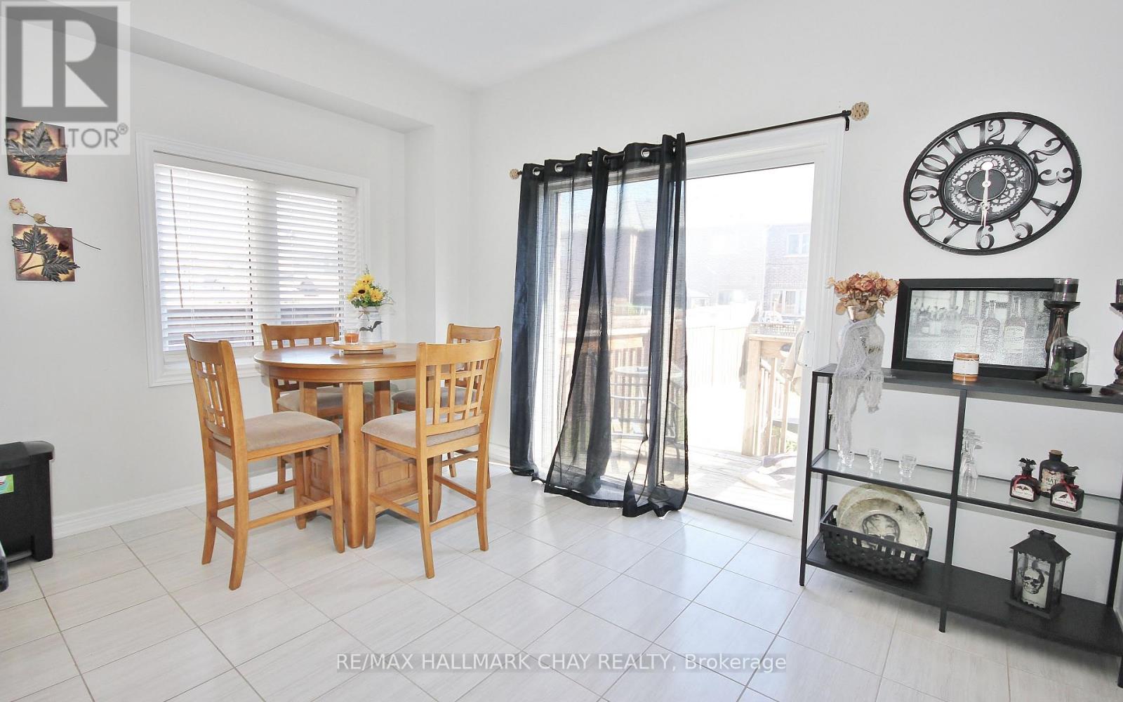 1509 Angus Street, Innisfil, Ontario  L9S 0J9 - Photo 5 - N12658634