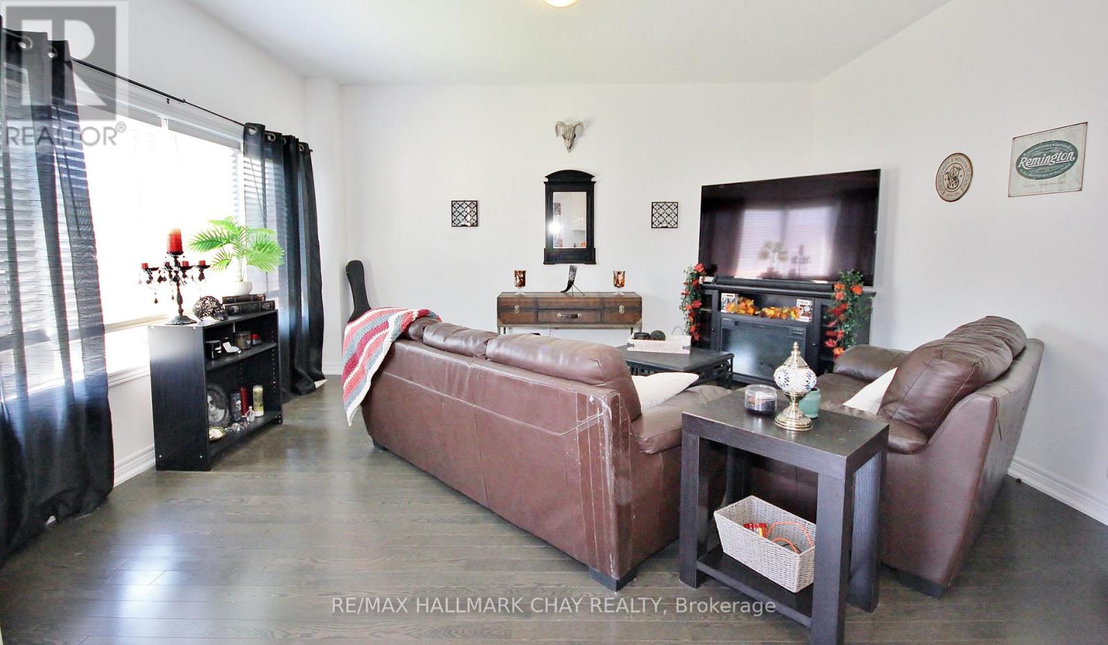 1509 Angus Street, Innisfil, Ontario  L9S 0J9 - Photo 6 - N12658634