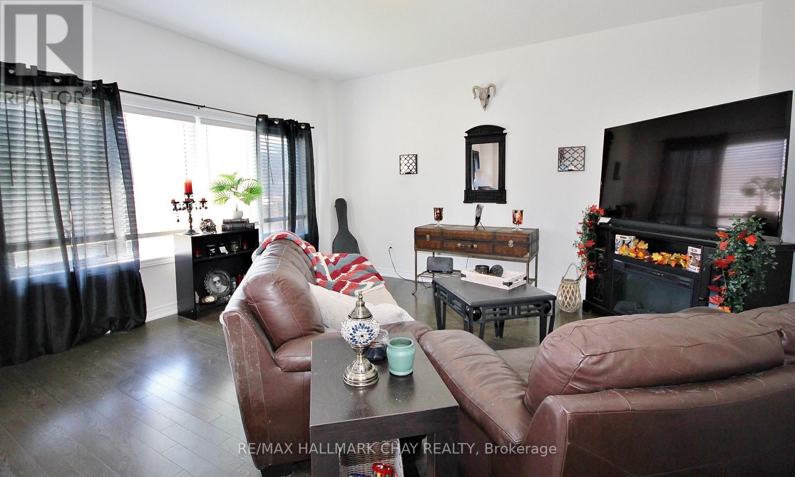 1509 Angus Street, Innisfil, Ontario  L9S 0J9 - Photo 7 - N12658634