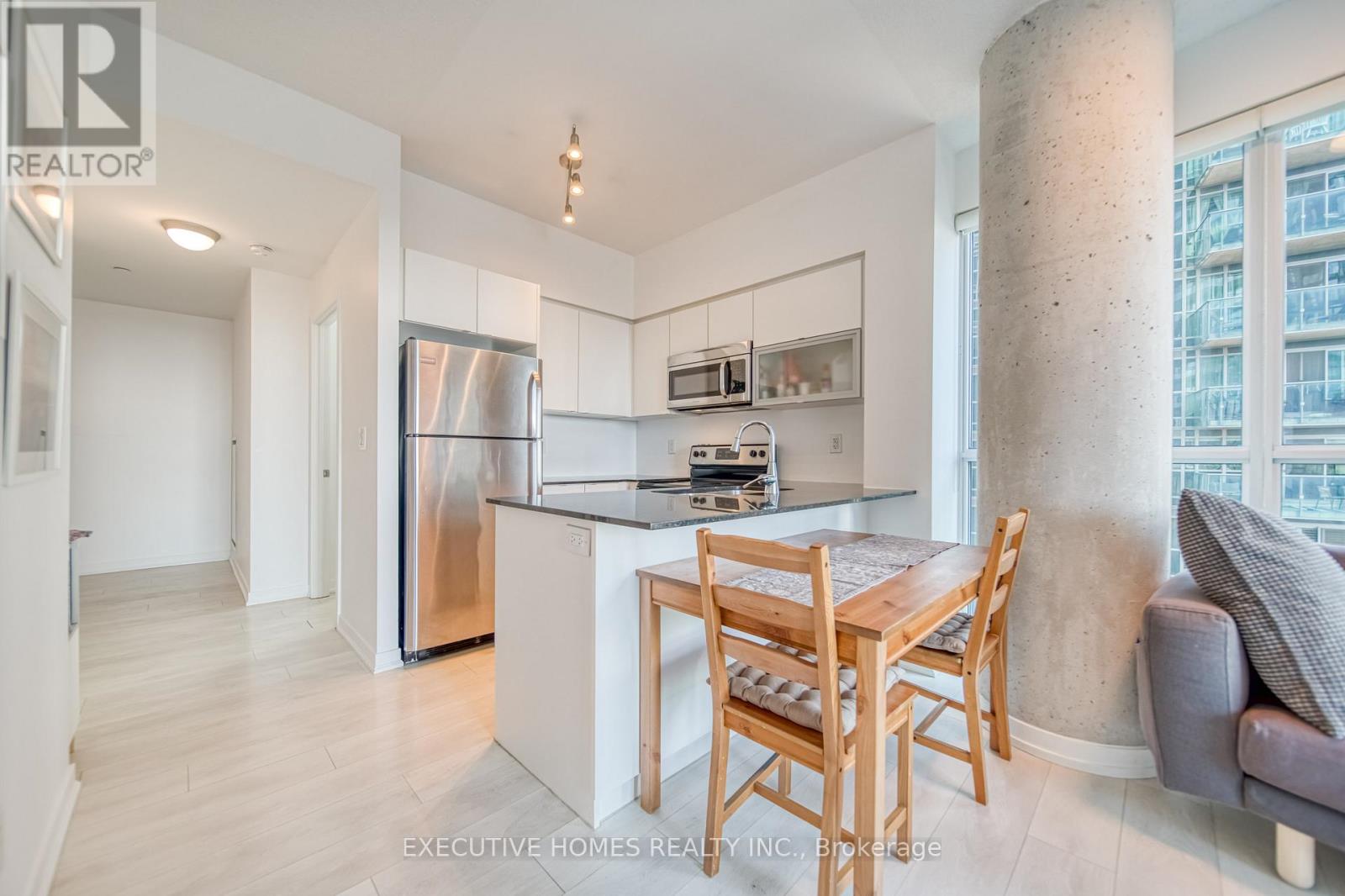 706 - 150 East Liberty Street, Toronto, Ontario  M6K 3R5 - Photo 8 - C12653366