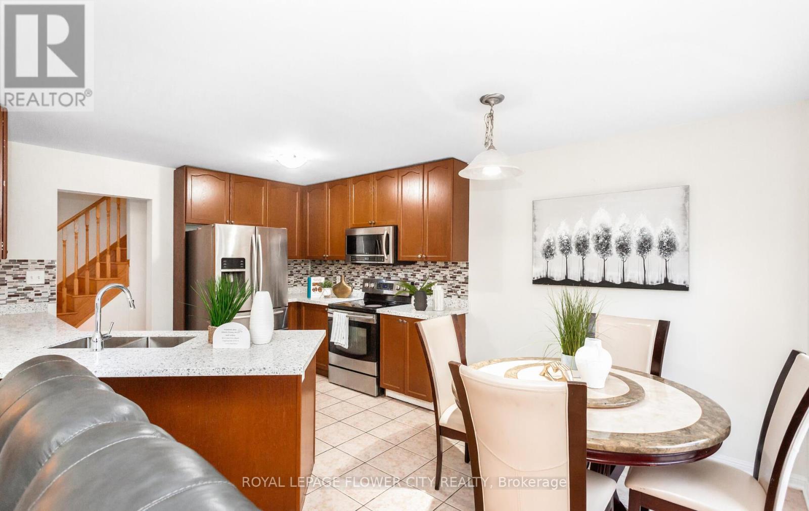 47 Haverty Trail, Brampton, Ontario  L7A 0S3 - Photo 11 - W12658662