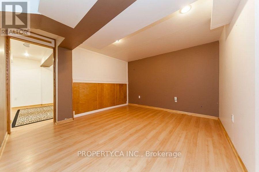 37 Lonestar Crescent, Brampton, Ontario  L7A 2H9 - Photo 11 - W12658684