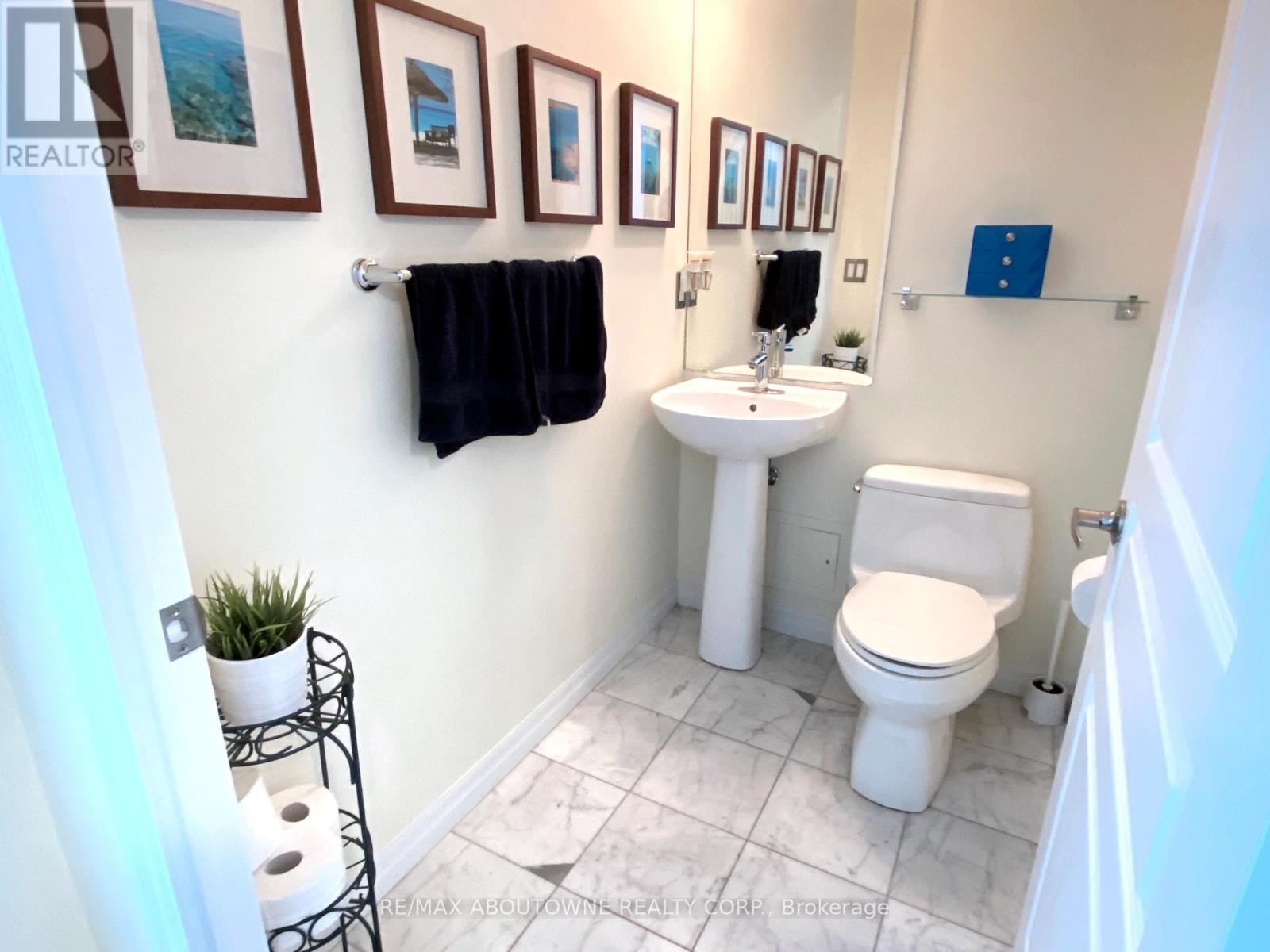 1901 - 223 Webb Drive, Mississauga, Ontario  L5B 0E8 - Photo 13 - W12658686