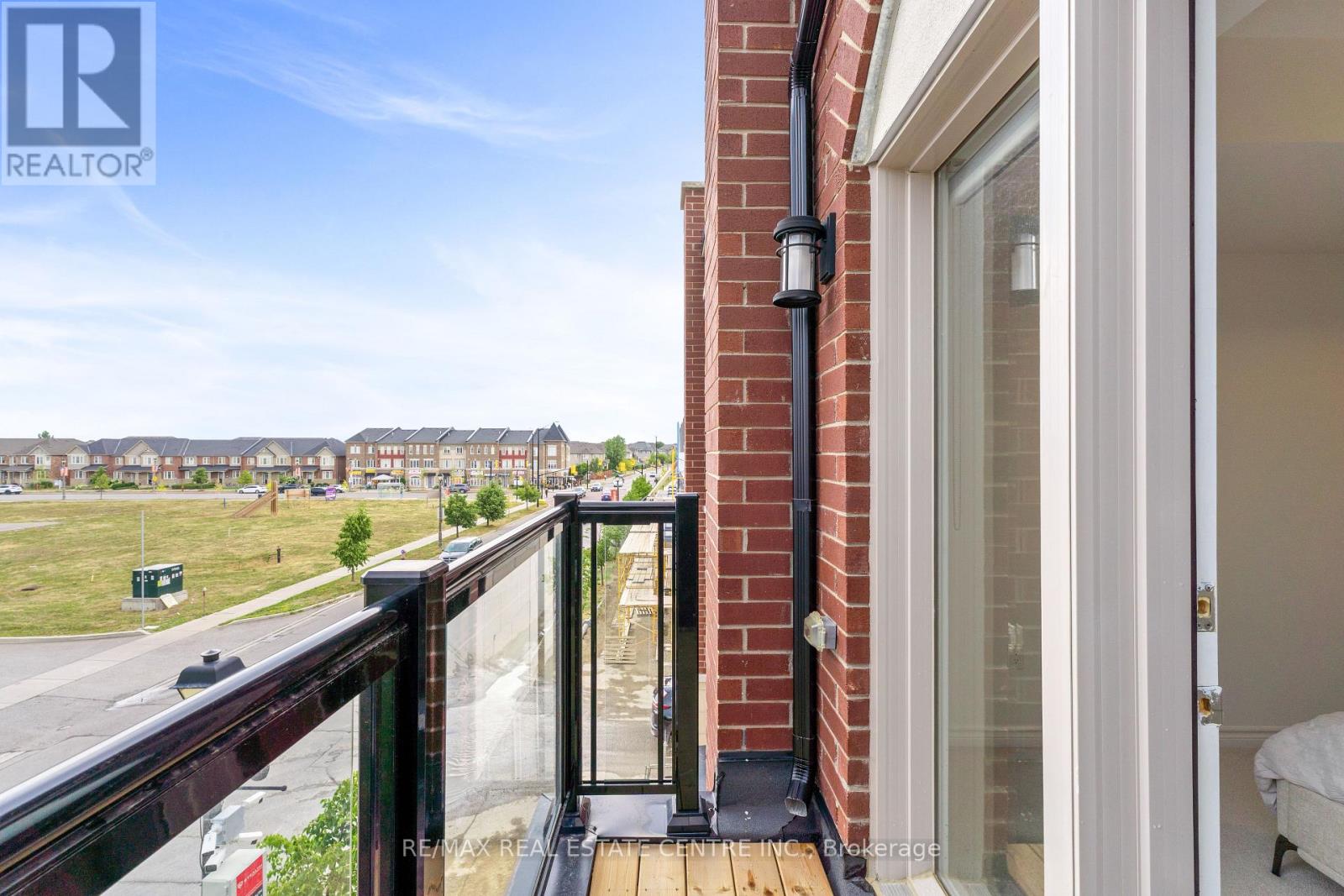 405 Dougall Avenue, Caledon, Ontario  L7C 4L5 - Photo 15 - W12658688