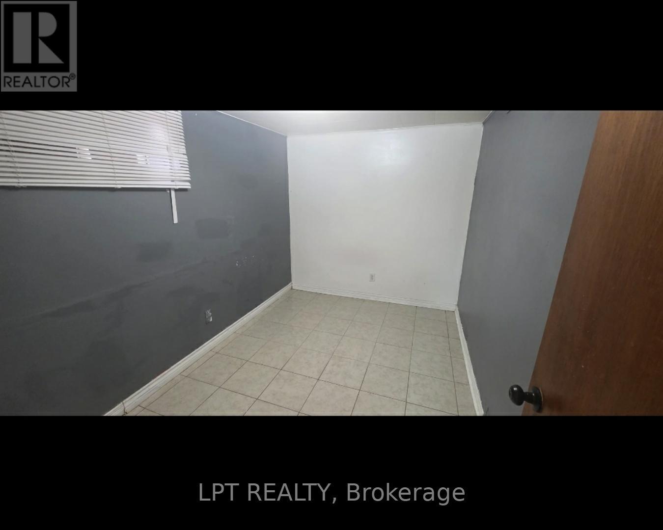 Lower - 97 Denison Avenue, Brampton, Ontario  L6X 1E9 - Photo 5 - W12655298