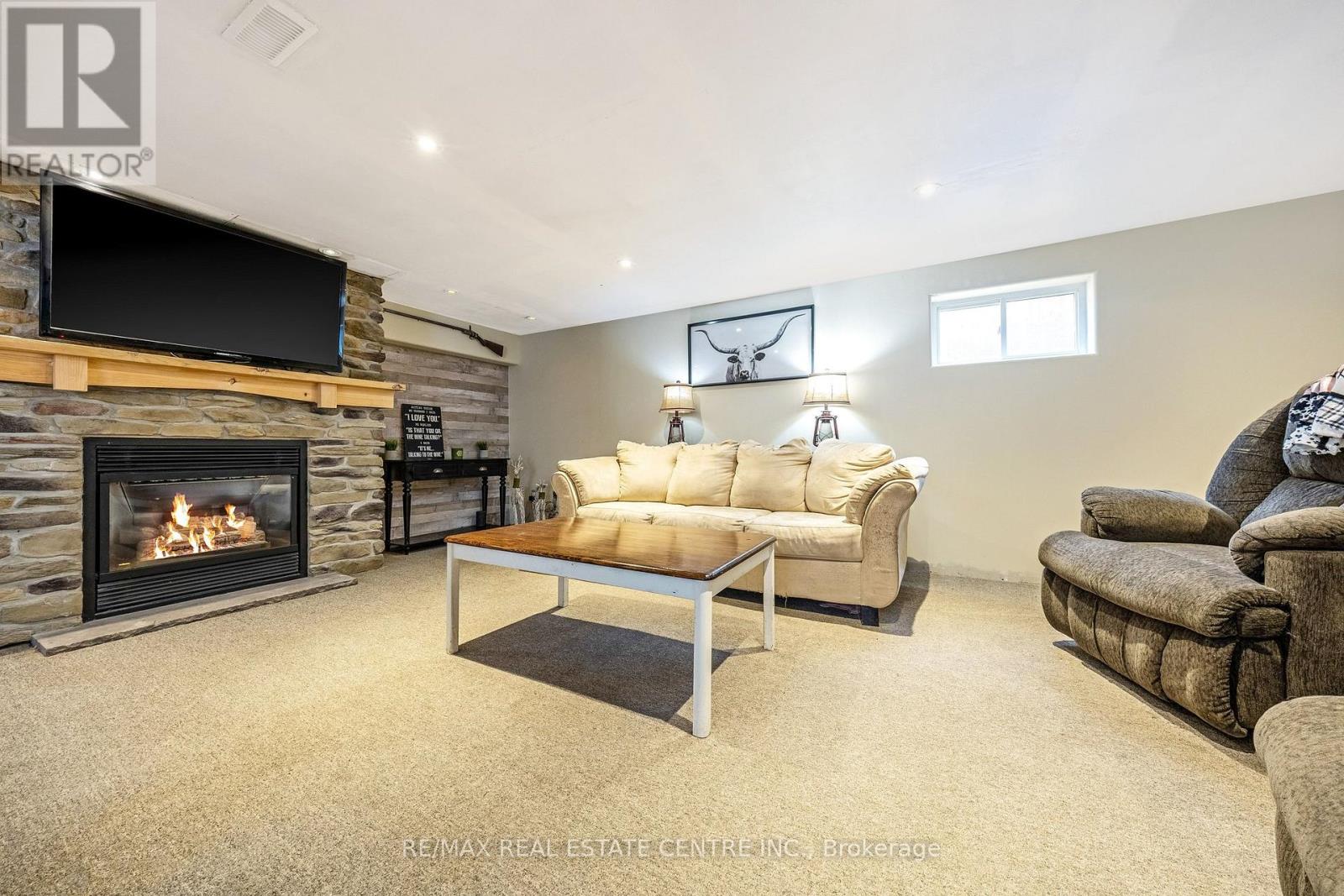 1320 Bunnell Drive, Burlington, Ontario  L7P 2E1 - Photo 11 - W12640546