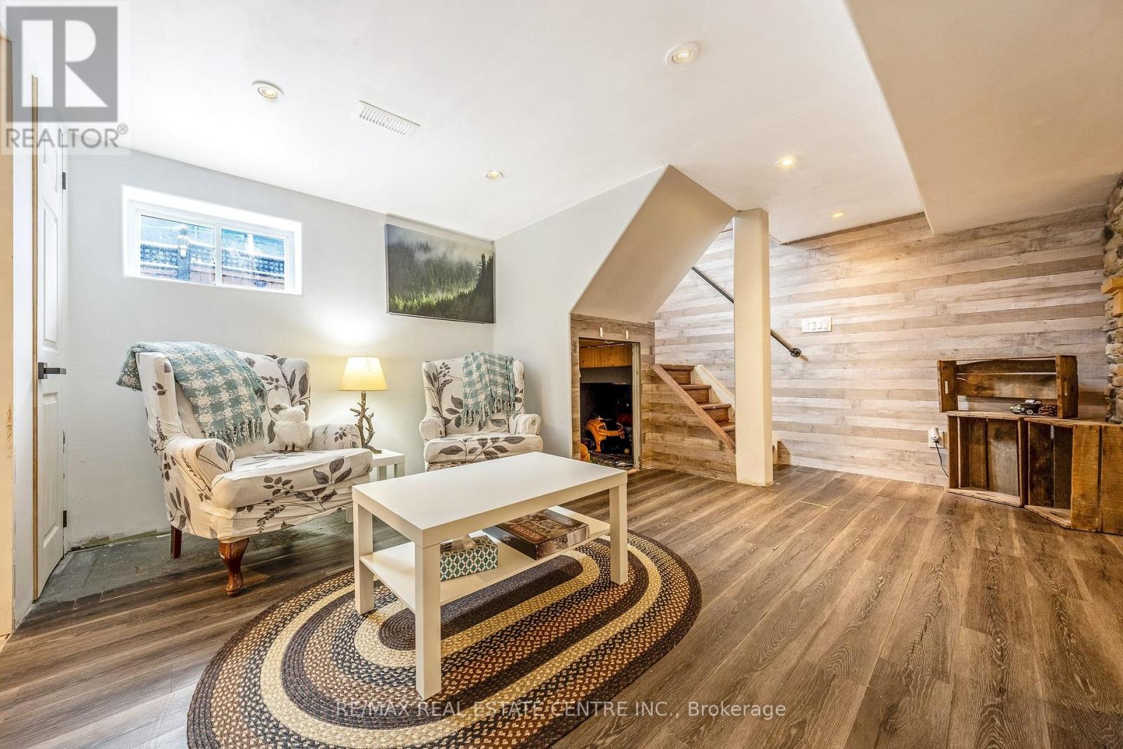 1320 Bunnell Drive, Burlington, Ontario  L7P 2E1 - Photo 13 - W12640546