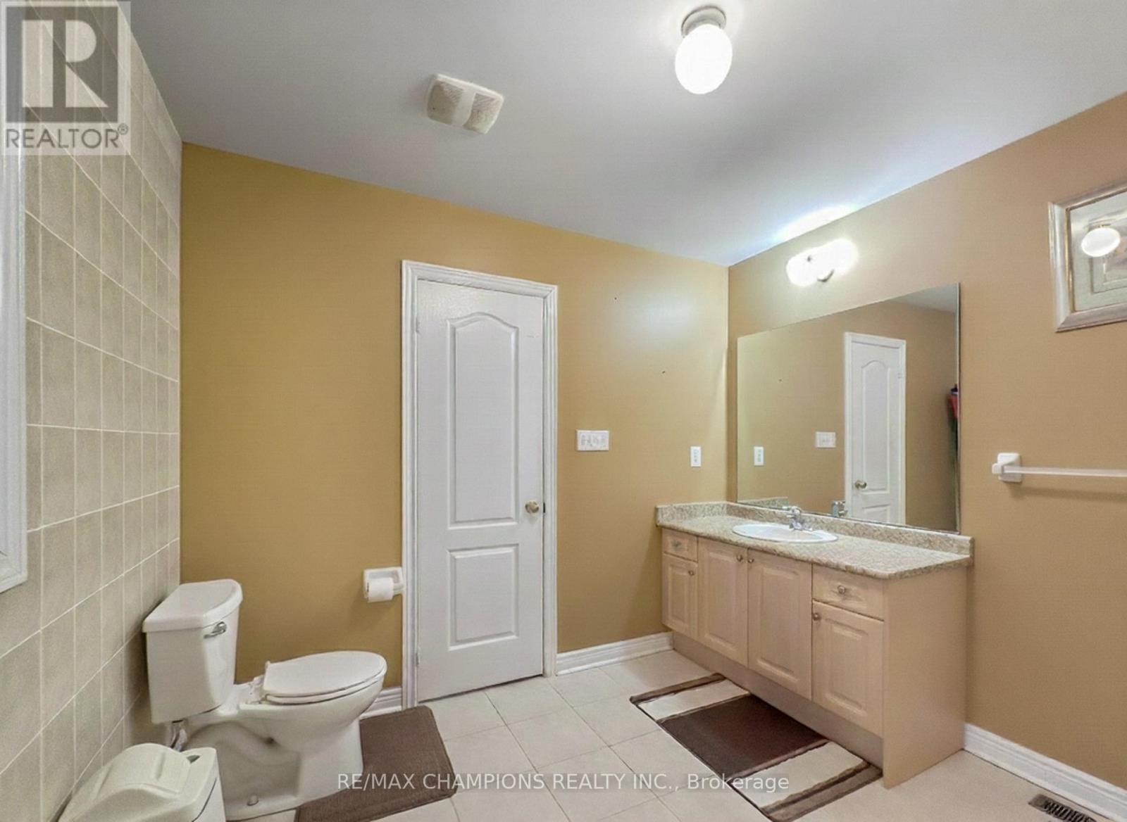 28 Blazing Star Drive, Brampton (Sandringham-Wellington), Ontario  L6R 3E7 - Photo 16 - W12652506