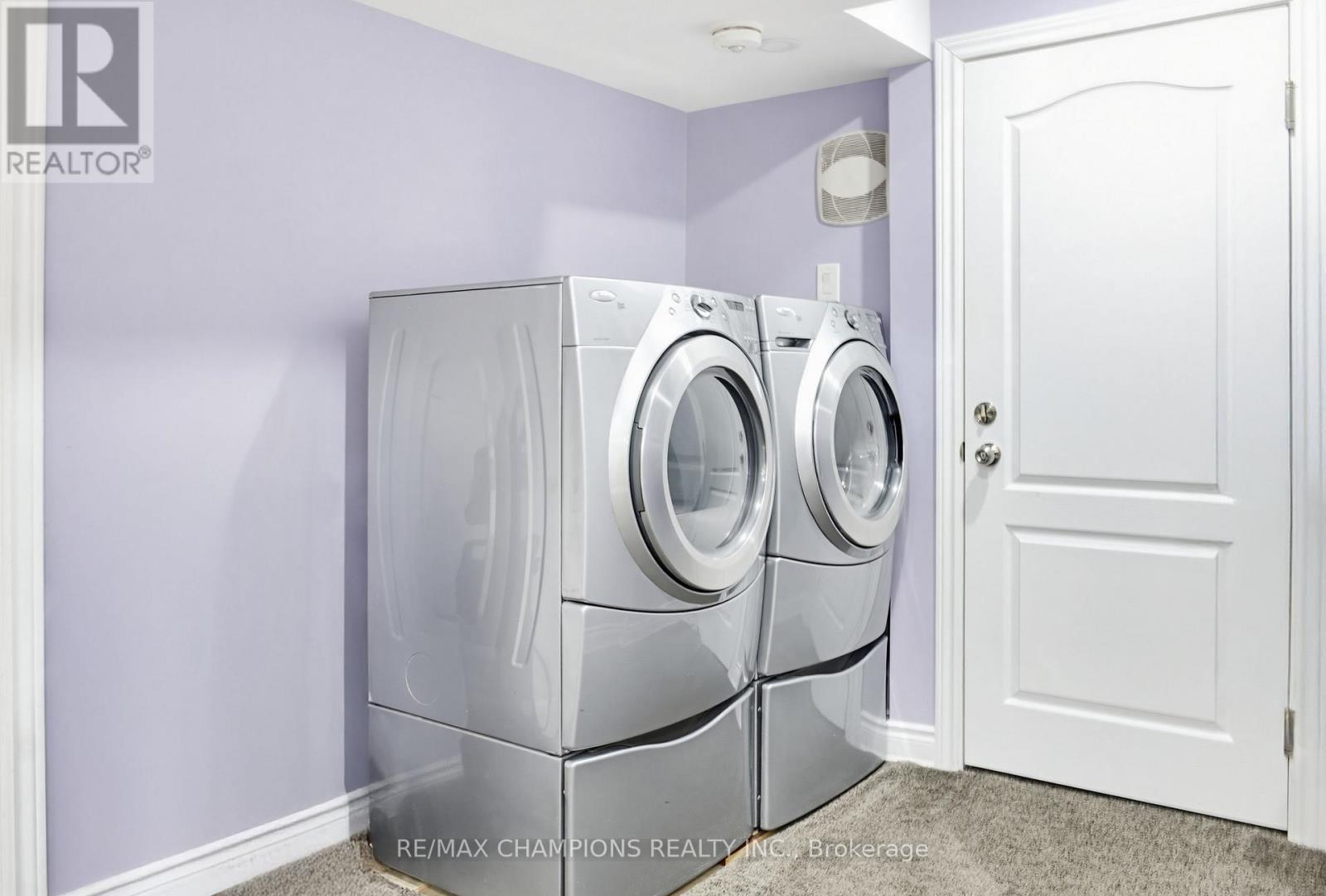 28 Blazing Star Drive, Brampton (Sandringham-Wellington), Ontario  L6R 3E7 - Photo 30 - W12652506