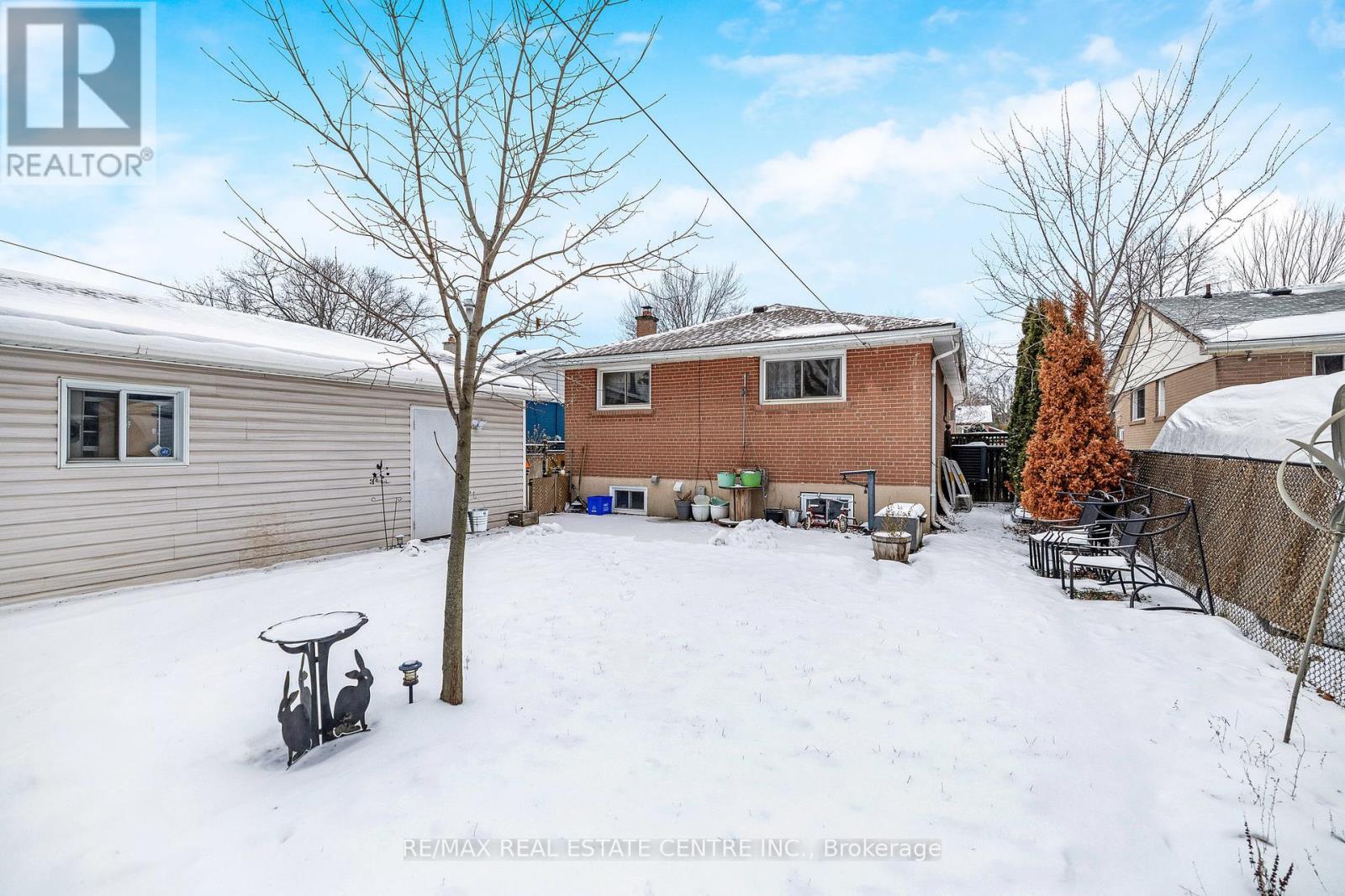 1320 Bunnell Drive, Burlington, Ontario  L7P 2E1 - Photo 17 - W12640546