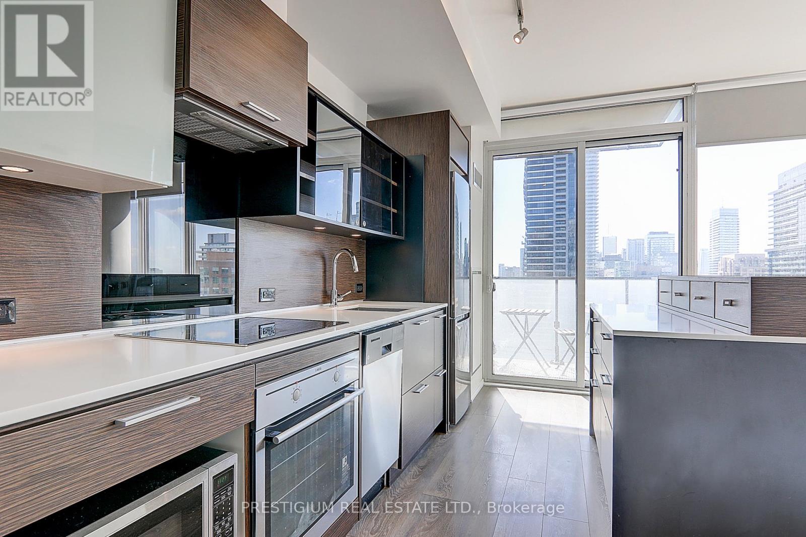 2503 - 75 St Nicholas Street, Toronto, Ontario  M4Y 0A5 - Photo 10 - C12658738