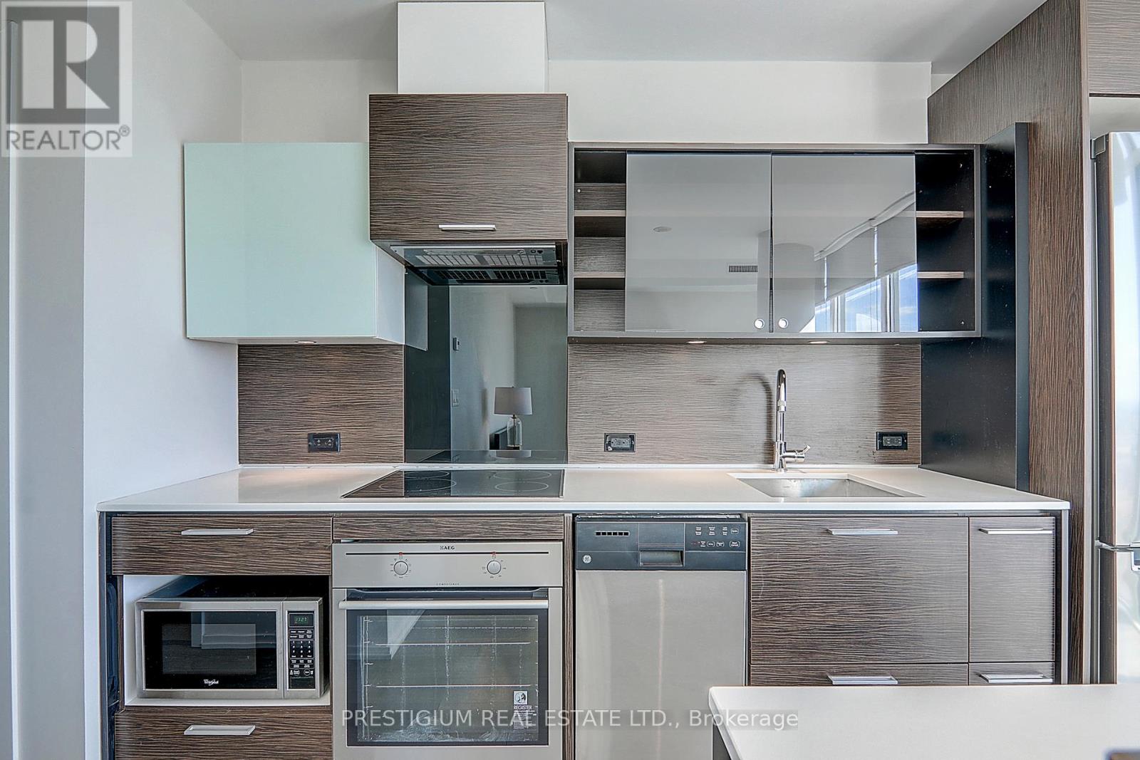 2503 - 75 St Nicholas Street, Toronto, Ontario  M4Y 0A5 - Photo 8 - C12658738