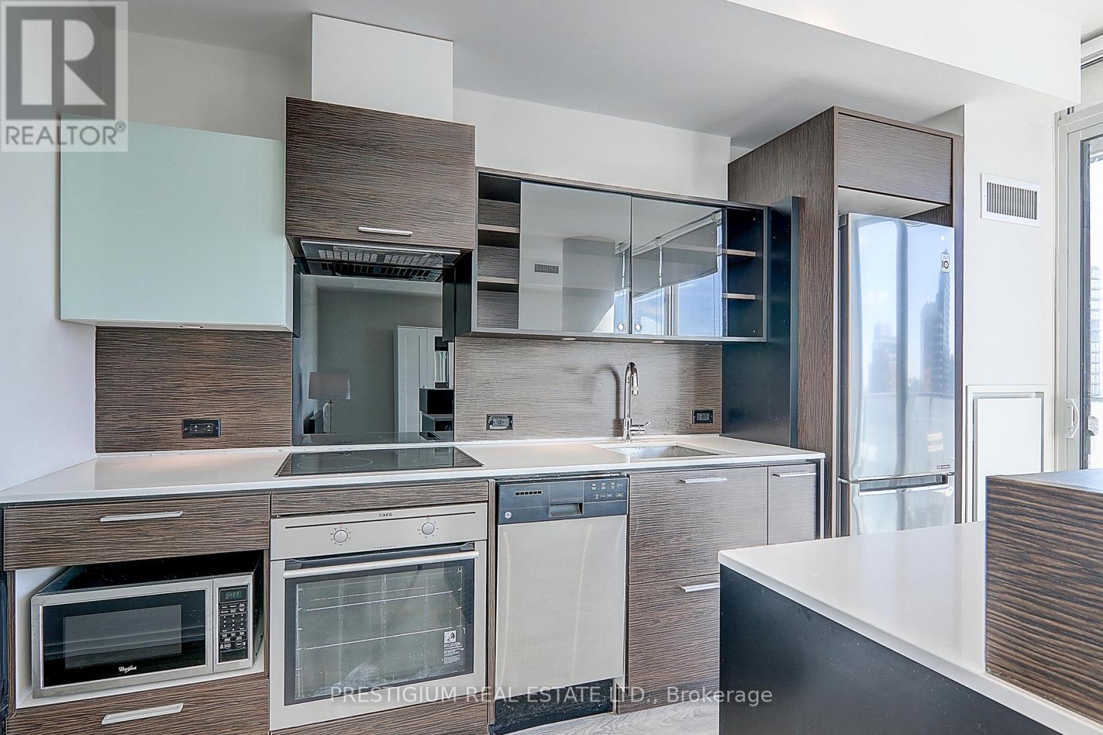 2503 - 75 St Nicholas Street, Toronto, Ontario  M4Y 0A5 - Photo 9 - C12658738