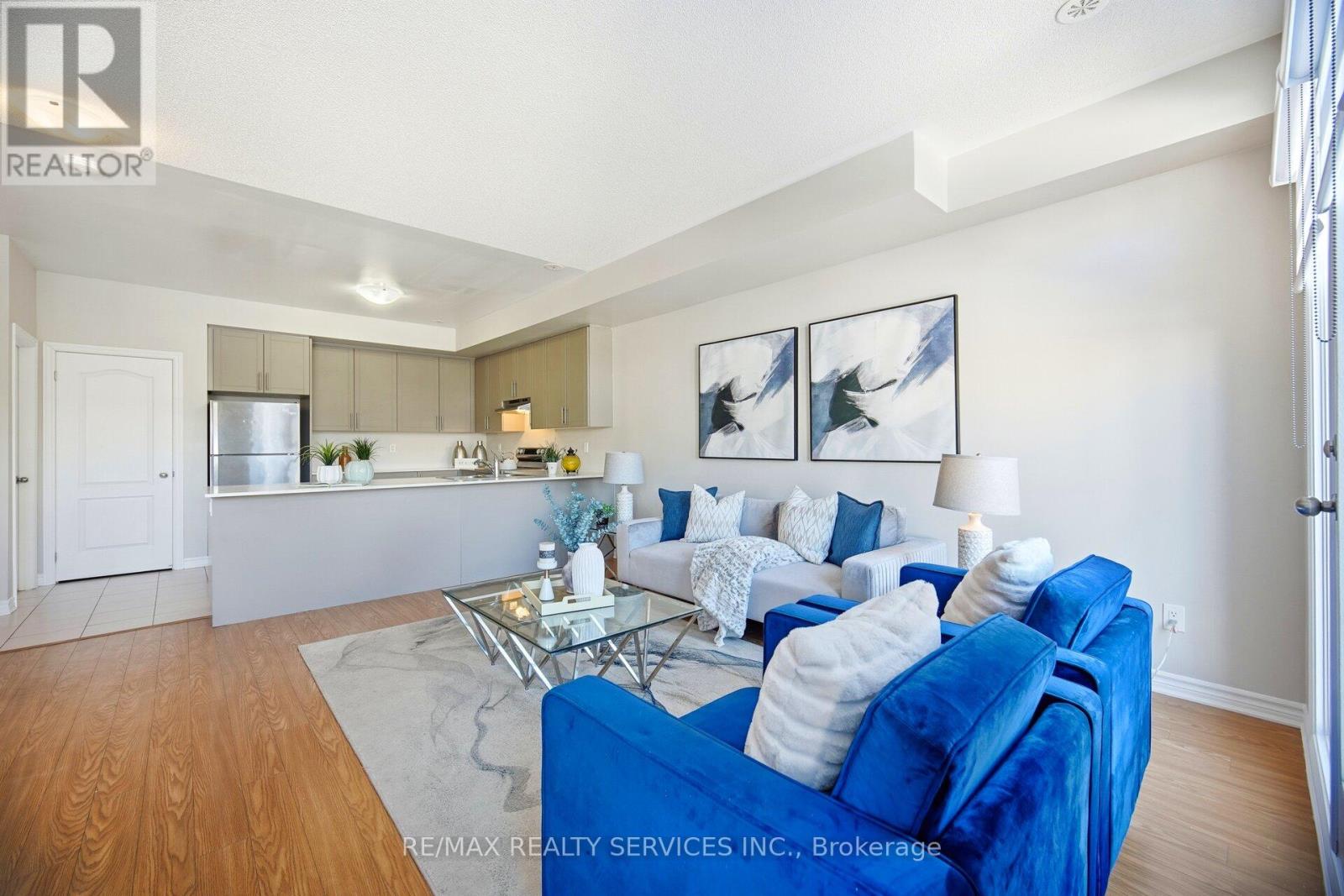 25 Tiveron Avenue, Caledon, Ontario  L7C 4L4 - Photo 13 - W12658454