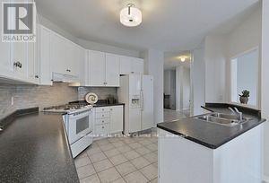 3829 Arbourview Terrace, Mississauga, Ontario  L5M 7A9 - Photo 13 - W12658622