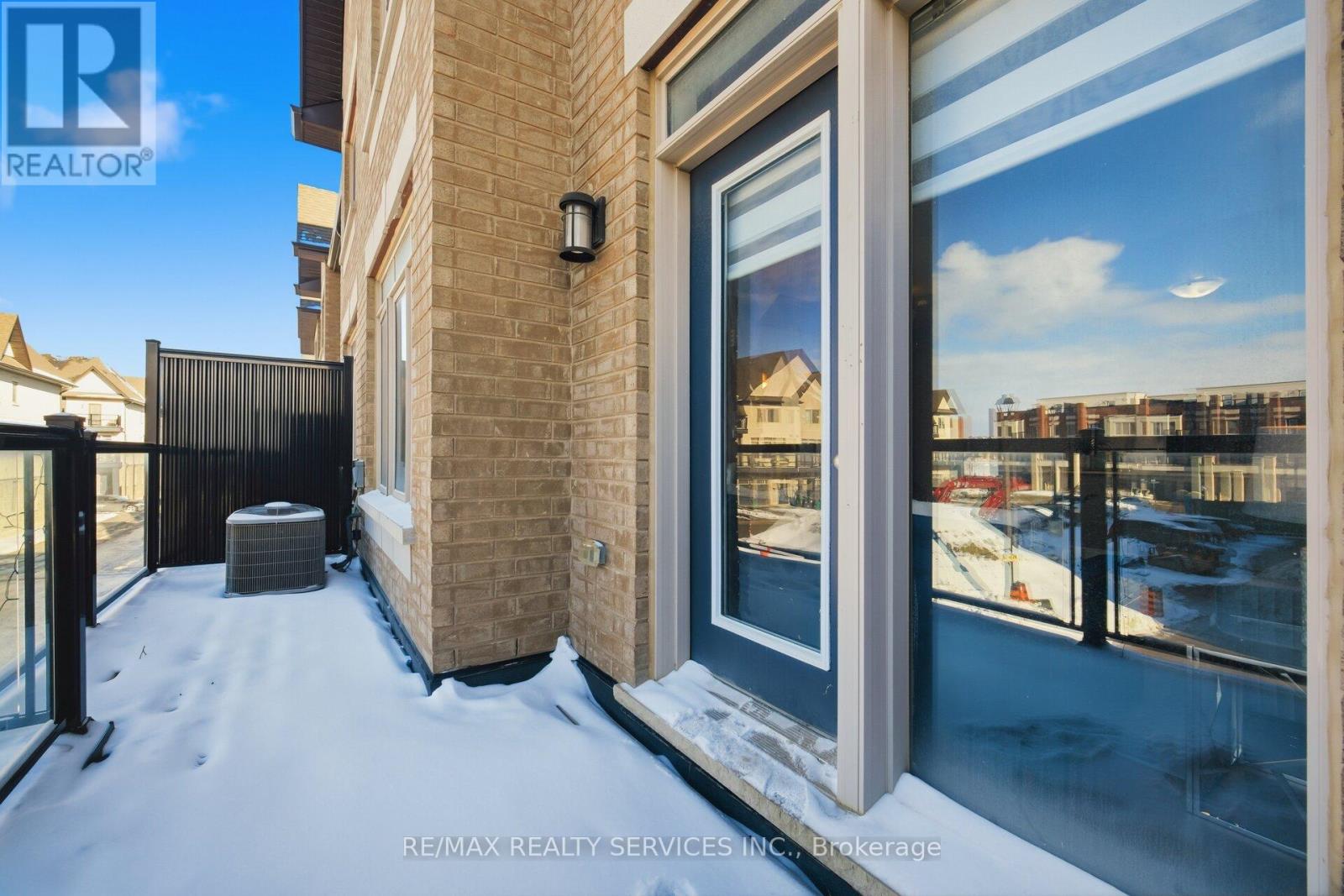 25 Tiveron Avenue, Caledon, Ontario  L7C 4L4 - Photo 15 - W12658454