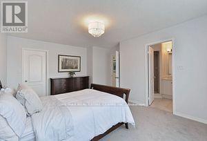 3829 Arbourview Terrace, Mississauga, Ontario  L5M 7A9 - Photo 4 - W12658622