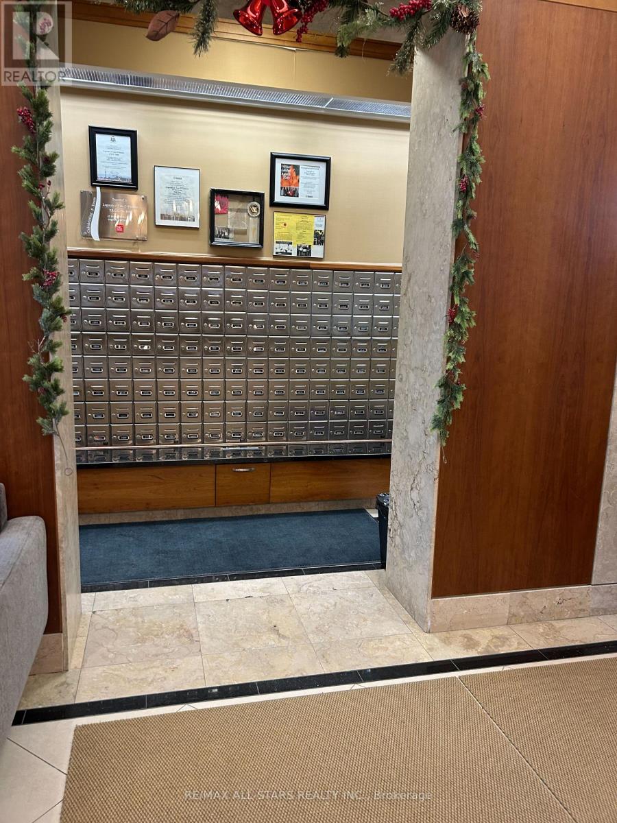 2025 - 238 Bonis Avenue, Toronto, Ontario  M1T 3W7 - Photo 5 - E12657322