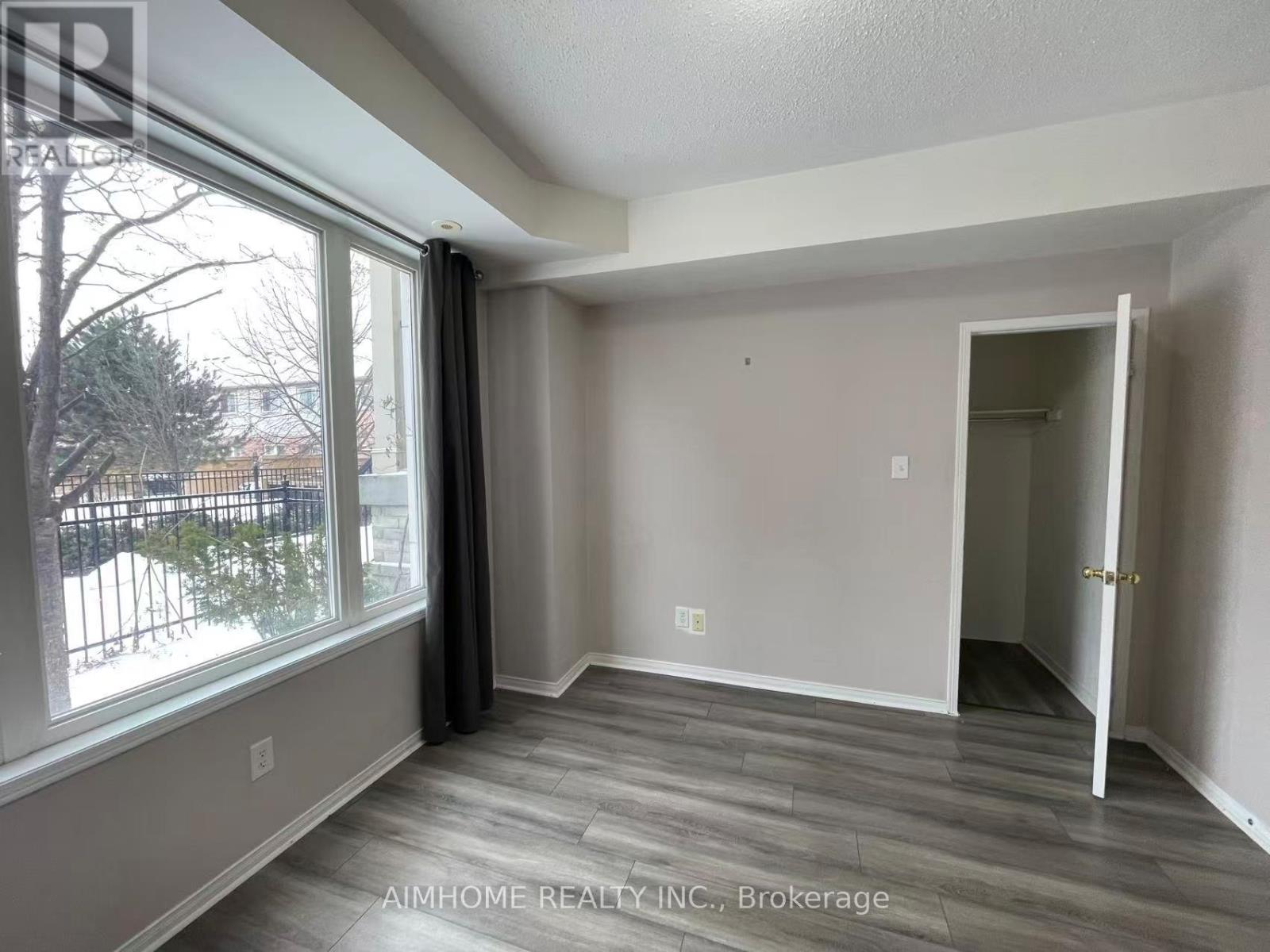 266 - 4975 Southampton Drive, Mississauga, Ontario  L5M 8C5 - Photo 5 - W12658744