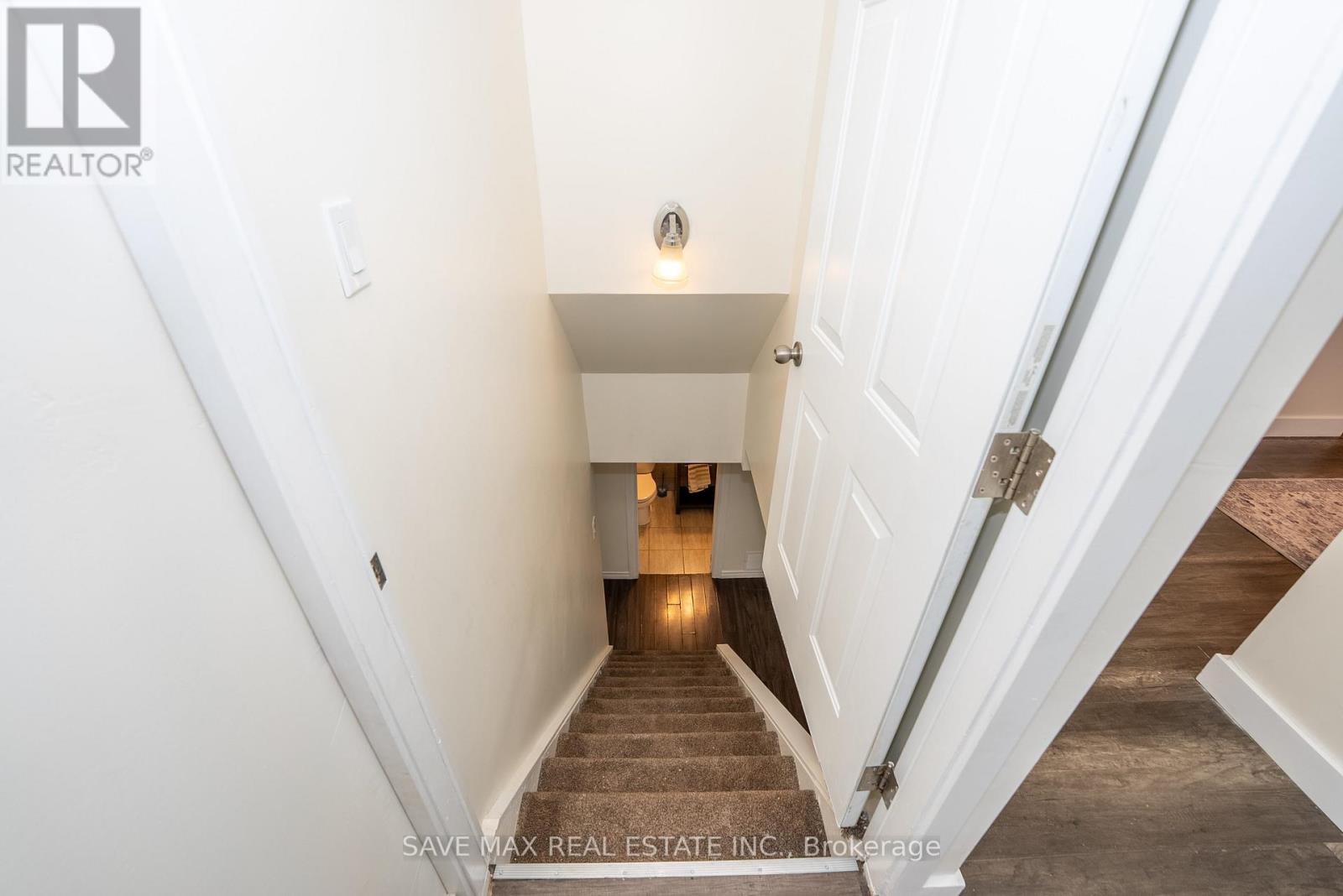 26 Hillbank Trail, Brampton, Ontario  L6S 1P6 - Photo 23 - W12658752