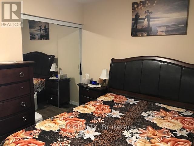 46 Autumn Boulevard, Brampton, Ontario  L6T 2W2 - Photo 4 - W12658754